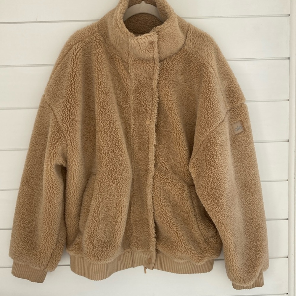 Alo Camel Sherpa Jacket